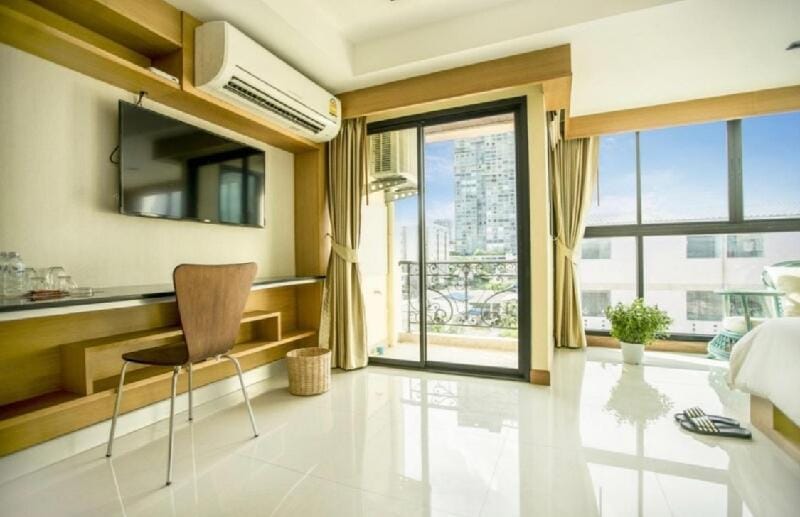 L18 residence แอลสิบแปดเรสซิเด้นซ์ Apartment in Bangkok