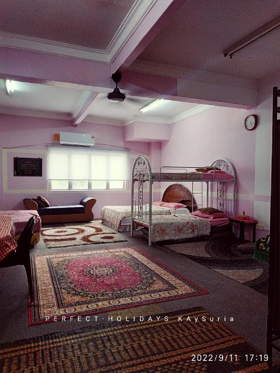 KAYSURIA HOMESTAY Apartment in Selangor, Malaysia