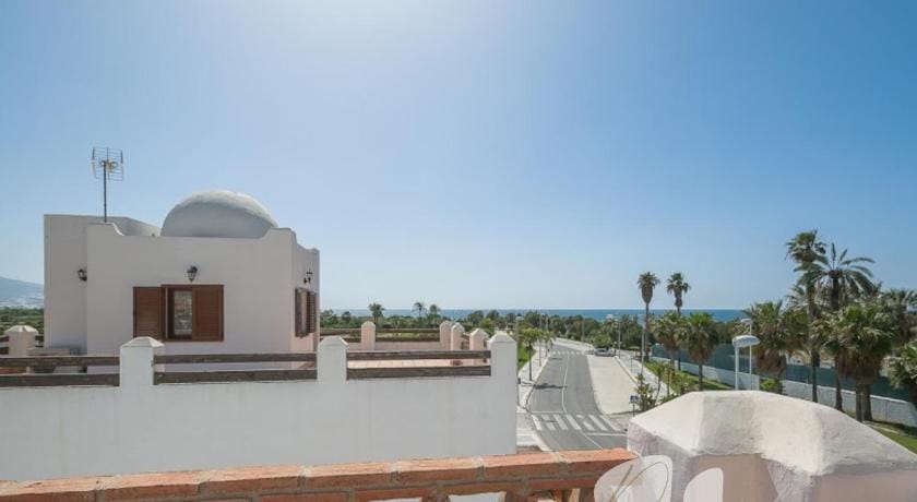 PUSHE Village Playa Granada Beach & Golf 3 Villa in Costa Tropical