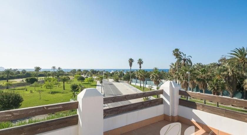 PUSHE Village Playa Granada Beach & Golf 3 Villa in Costa Tropical