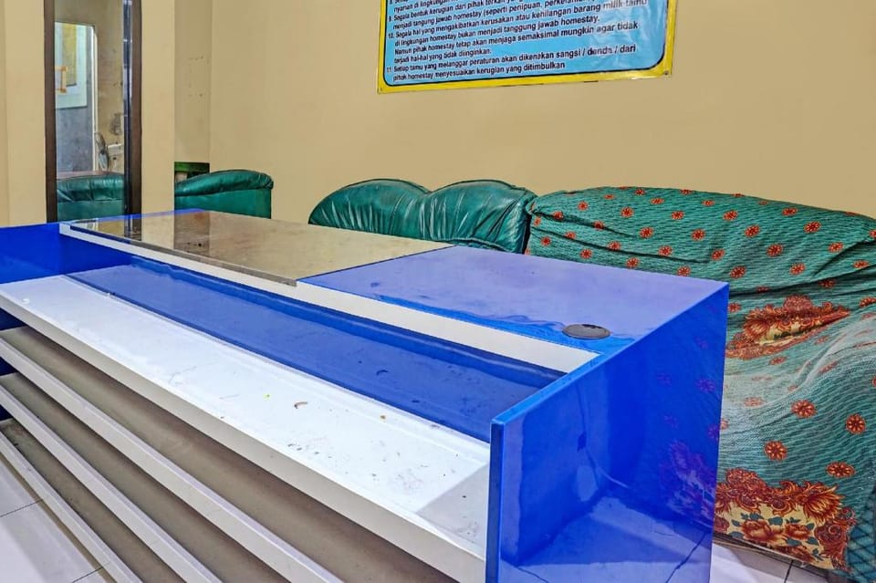 OYO 91683 Wijaya Kusuma Homestay Hotel in East Java