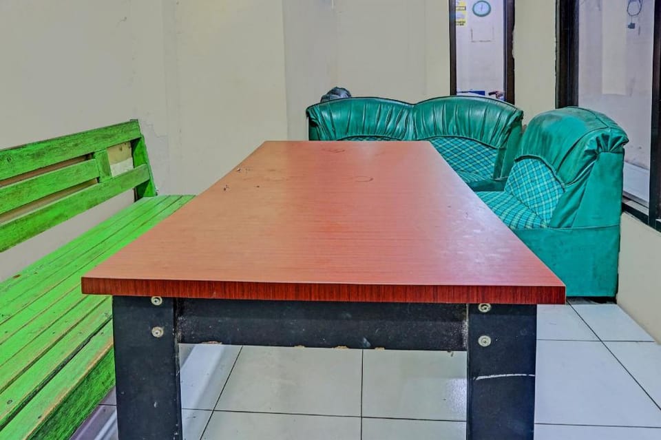 OYO 91683 Wijaya Kusuma Homestay Hotel in East Java