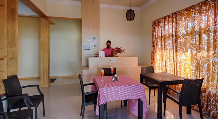 Fulidhoo Ihaa Lodge Hotel in Maldives