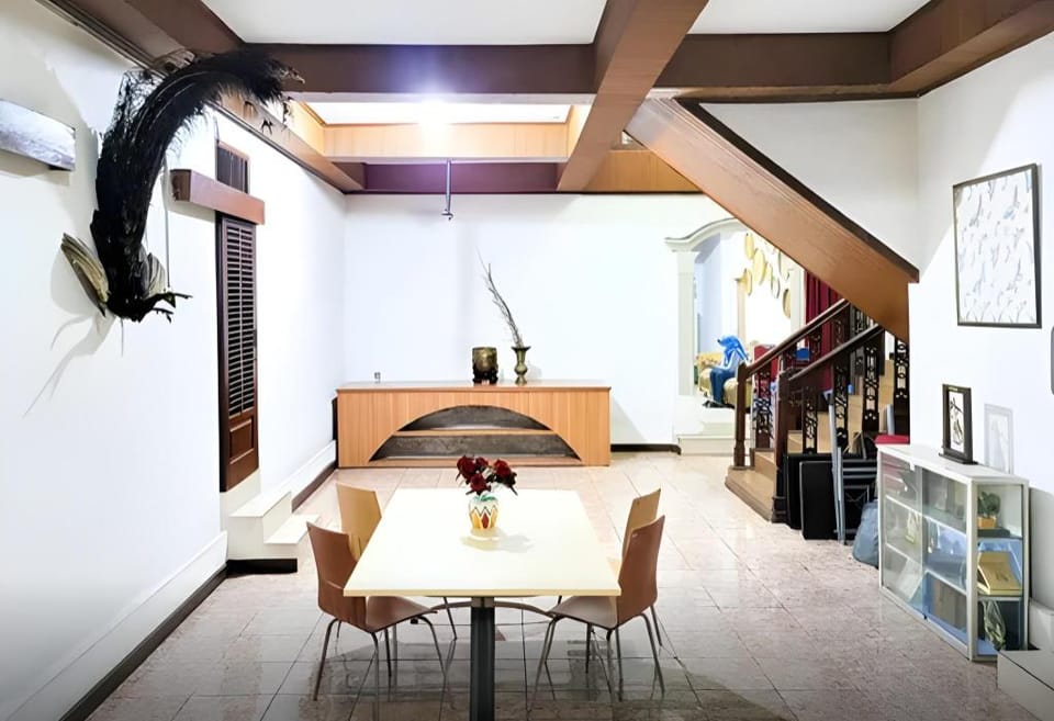 Kasmaran Guest House Syariah By SIHA Hospitality Hotel in South Jakarta City