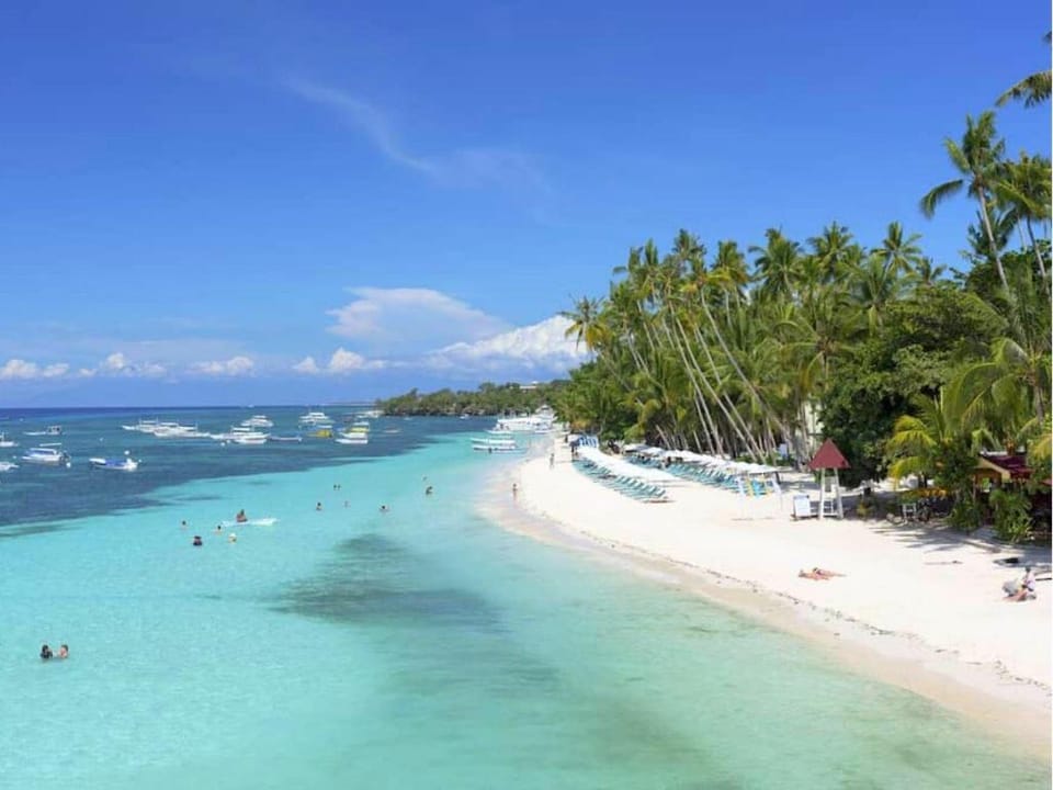 ARC Homes Hotel Panglao powered by Cocotel Hotel in Panglao