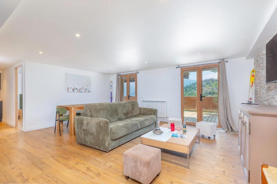 Chalet Nessa Chalet in Combloux