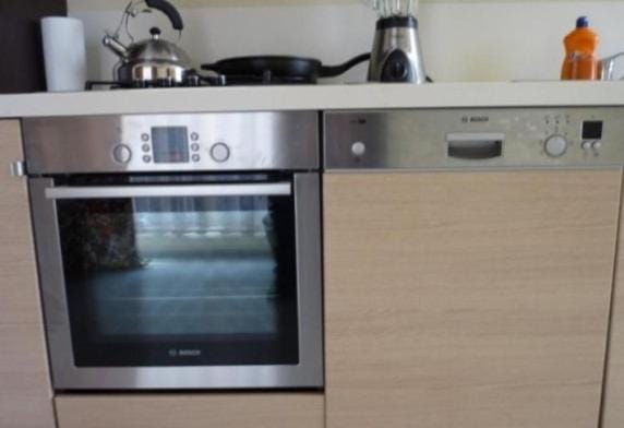 Safe ＆ comfortable share-room with 24security Apartment in Tbilisi, Georgia