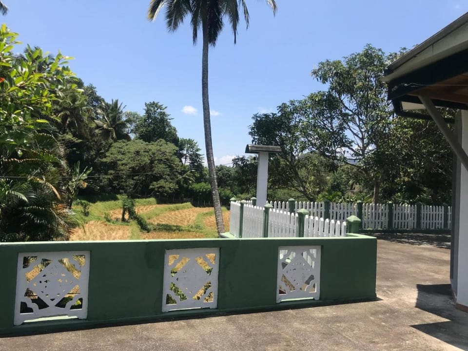 Kandy Summer Breeze Guesthouse Vacation rental in Kandy