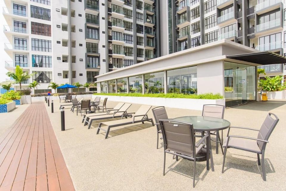 LEGOLAND 【D'Pristine 2BR】 Lakeview Deer Suite byHS Vacation rental in Johor