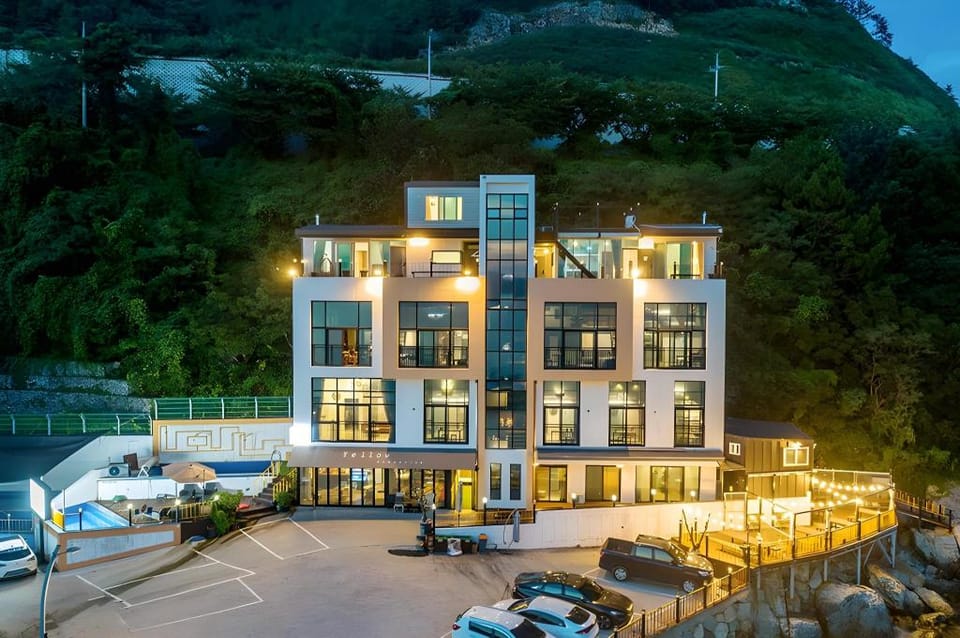 Yellow Submarin Spa Pension Bed and Breakfast in South Korea