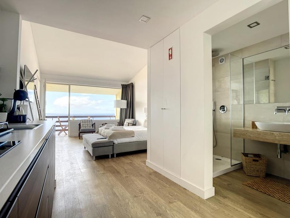 Madeira Ocean View by Atlantic Holiday Apartment in Caniço