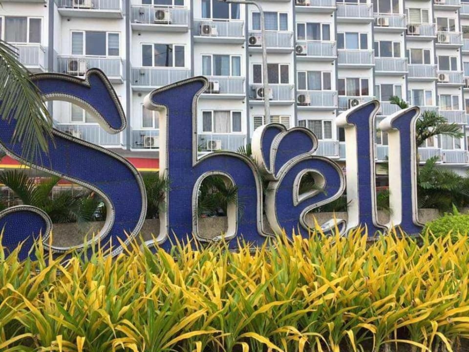 Nice and Simple 1 Bedroom in Shell Residences Apartment in Pasay