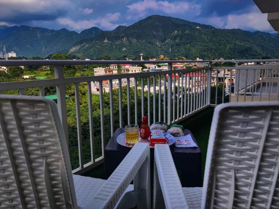 Sandy Nest 2BHK mountain view entire apartment Vacation rental in Dehradun