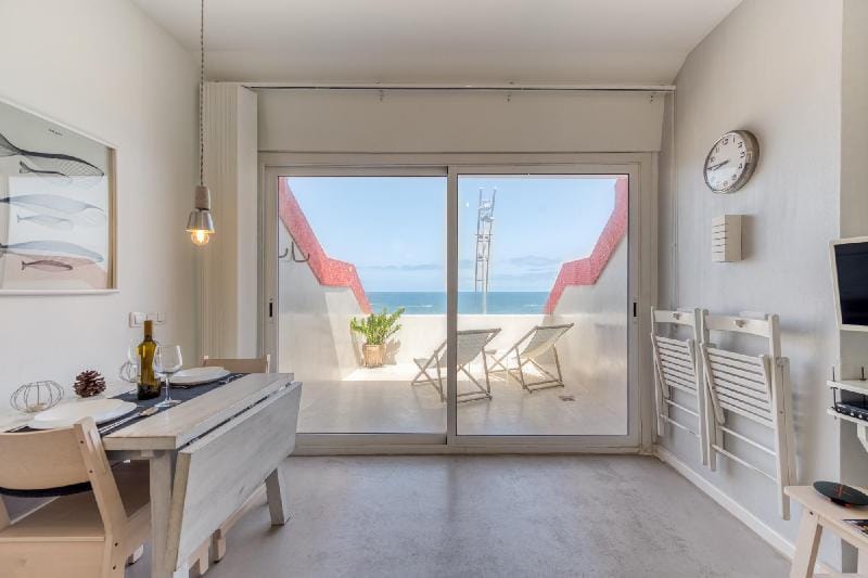 Nice beach views with terrace By CanariasGetaway Apartment in Las Palmas de Gran Canaria