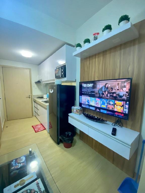 One bedroom with balcony 610 Vacation rental in Quezon City