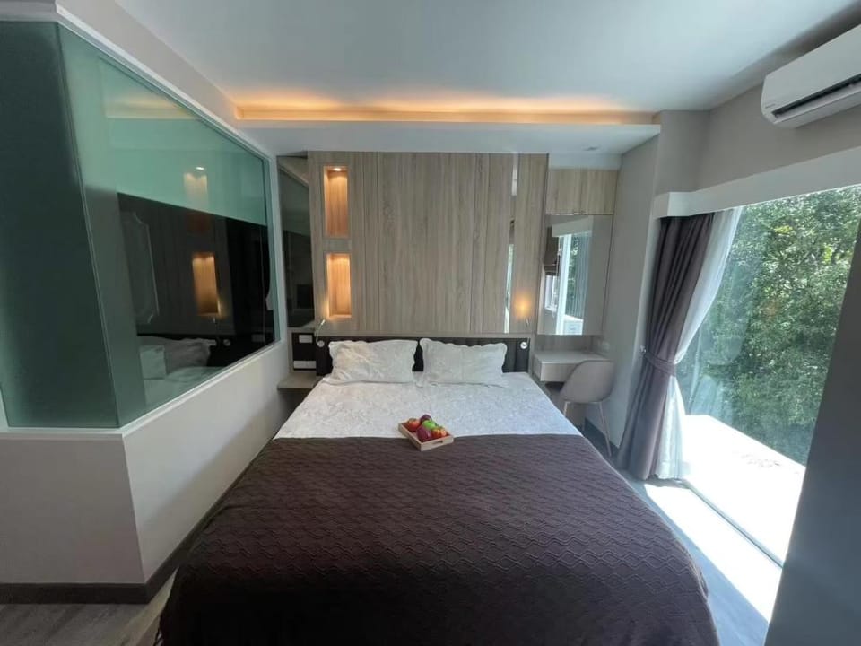 The new concept office plus close to night zoo Apartment in Chiang Mai