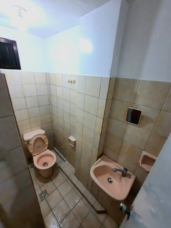 Antonia's Place Tagaytay(Karaoke/Netflix/Billiard) Vacation rental in Tagaytay