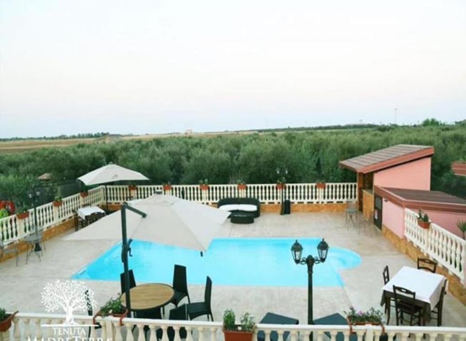 TENUTA MADRE TERRA RESORT Bed and Breakfast in Calabria