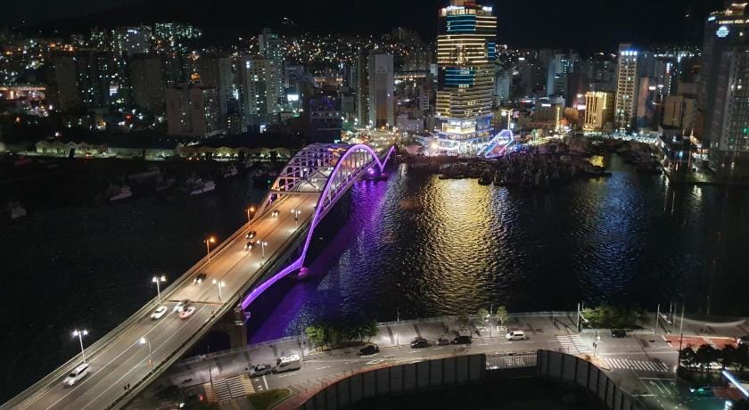Elephant Hostel Hotel in Busan