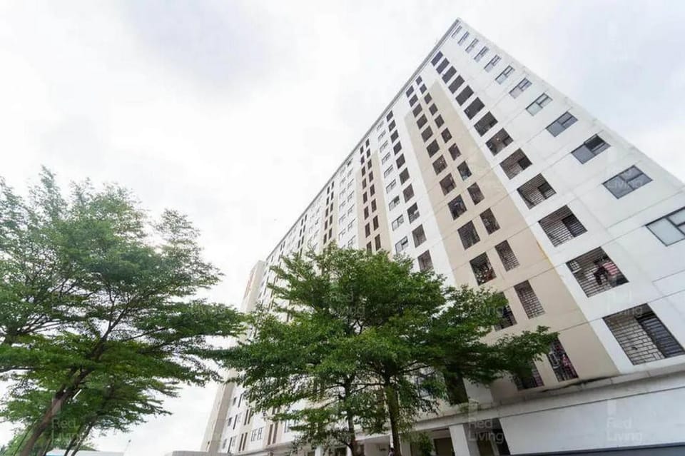 RedLiving Apartemen 19 Avenue Amanah Room Hotel in West Java