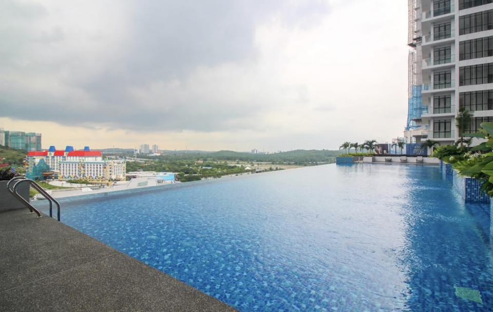 D'Pristine Forest Star (8pax) Wi-Fi by RR JBcity Vacation rental in Johor