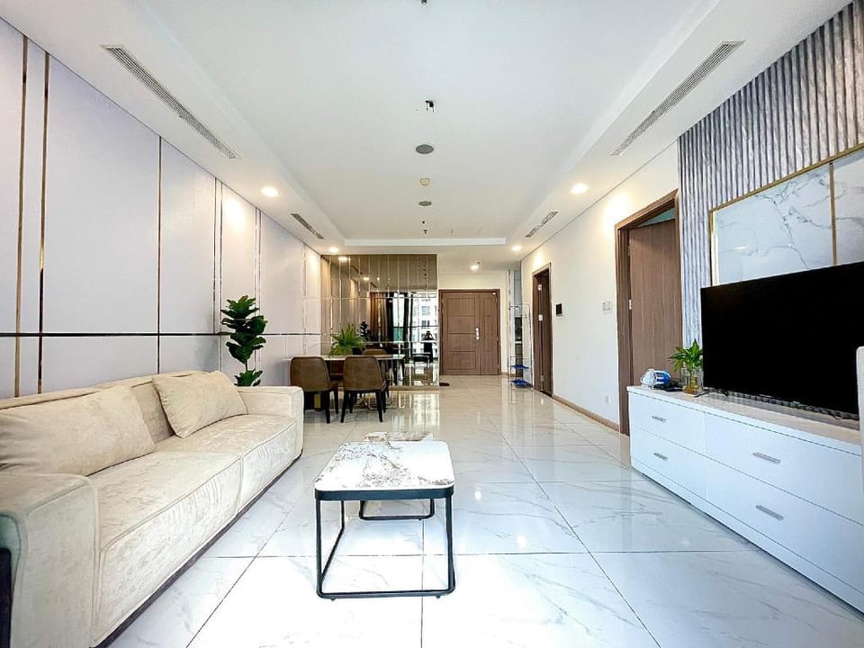 Best view 2 bed apt/ High Floor at Landmark 81 Apartment in Ho Chi Minh City