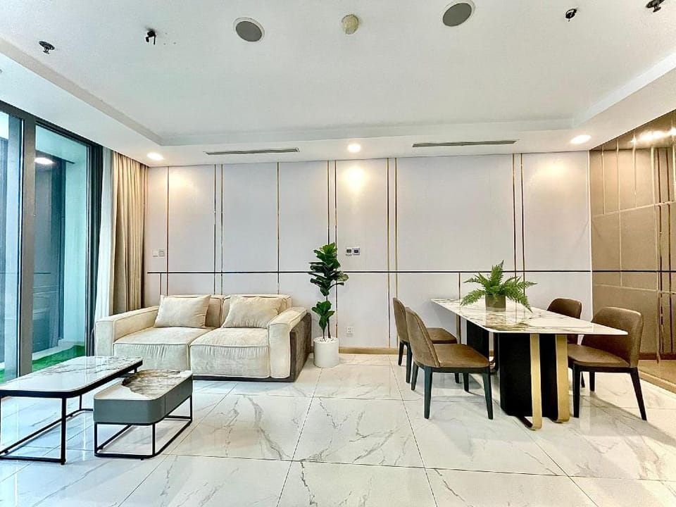 Best view 2 bed apt/ High Floor at Landmark 81 Apartment in Ho Chi Minh City