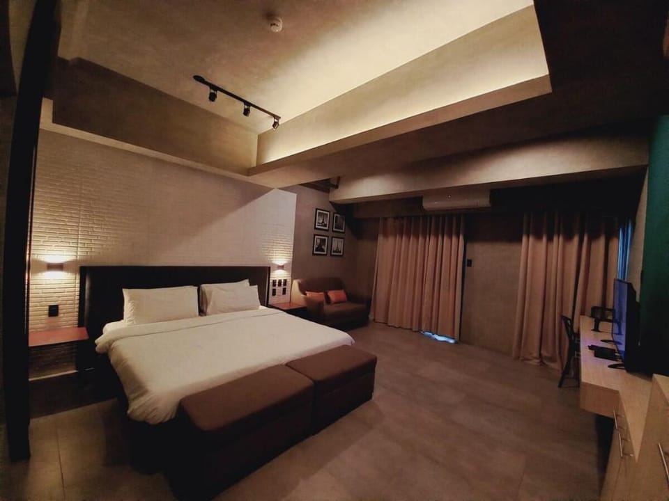 Spacious-1BR Family&Friends+Pool+Gym22088 Vacation rental in Quezon City