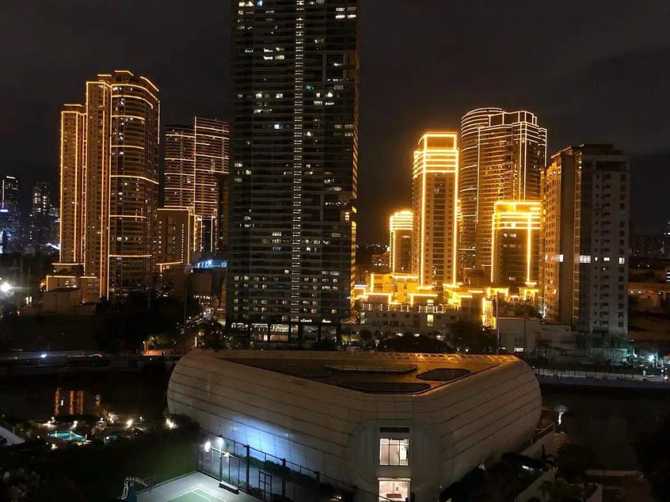 Acqua Private Residence + FreeWIFI at Mandaluyong Apartment in Mandaluyong