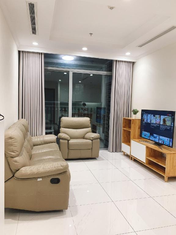 Landmark 5 2bed classic - Yoshi Host Apartment in Ho Chi Minh City