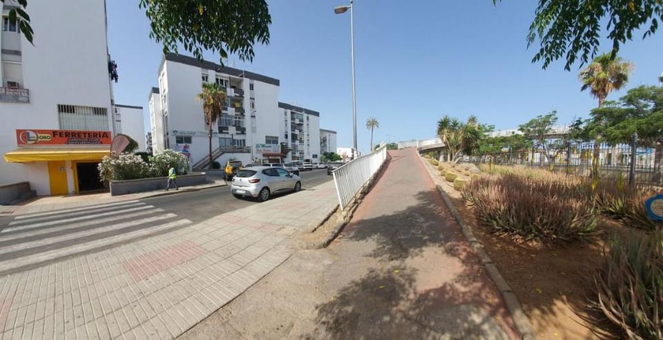 Room Plaza Hierro4 Wifi Free Shared Bathroom Apartment in Maspalomas