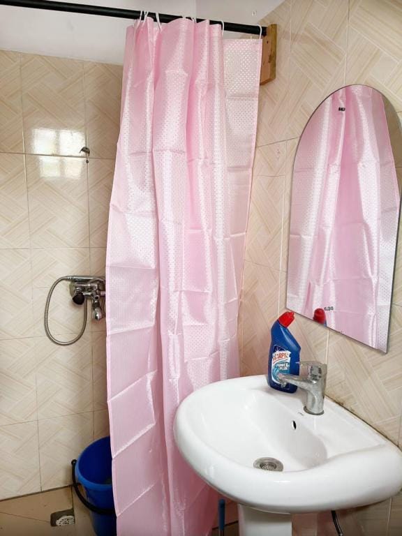 Lovely chilyn Apartment in Chevron Vacation rental in Lagos, Nigeria