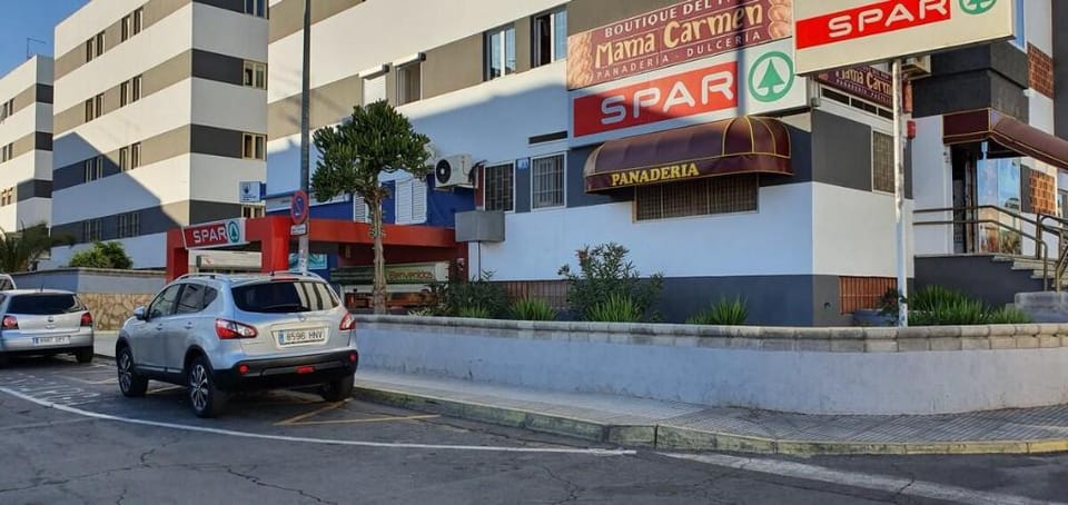 Room Plaza Hierro3 Wifi Free Shared Bathroom Apartment in Maspalomas