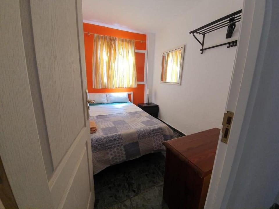Room Plaza Hierro3 Wifi Free Shared Bathroom Apartment in Maspalomas
