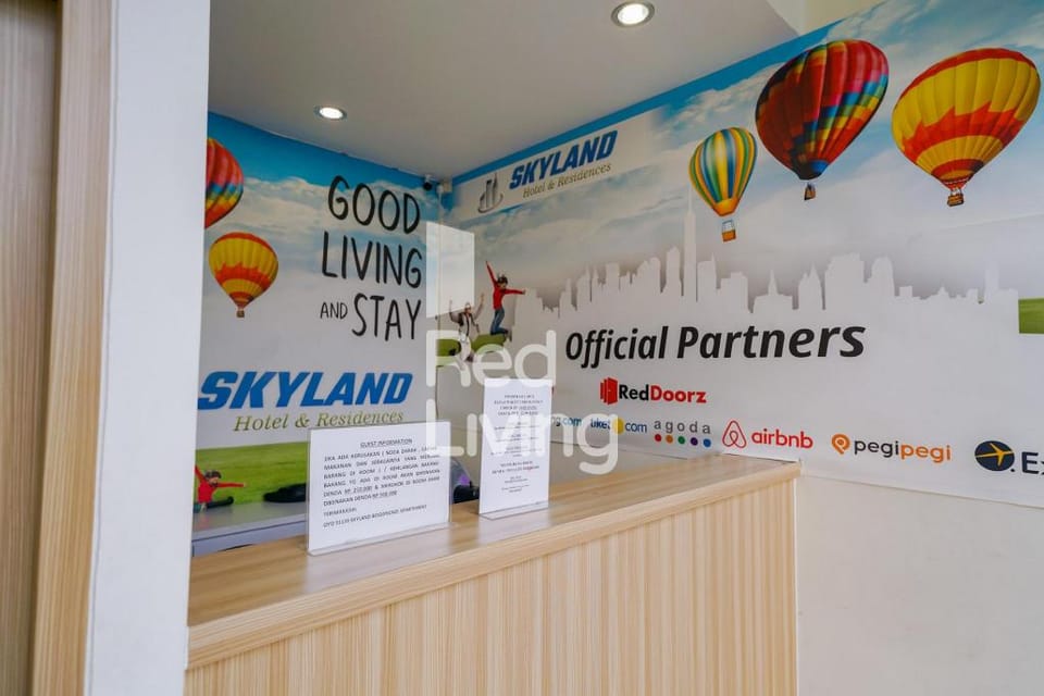 RedLiving Apartement Bogorienze Resort - Skyland Tower A Hotel in West Java