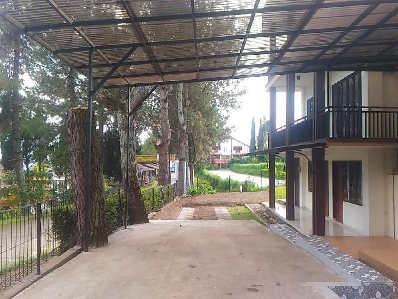 villa 8 Bedroom  with mountain view  Villa in Parongpong