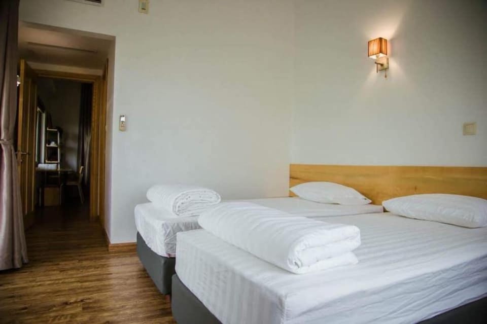 Tam Đảo Golf Villa 6 Phòng Ngủ Villa in Laos