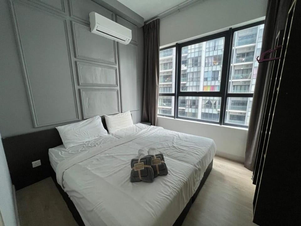 Arte KLCC Master Suite 3Bedrooms Garden Residence2 Vacation rental in Federal Territory of Kuala Lumpur