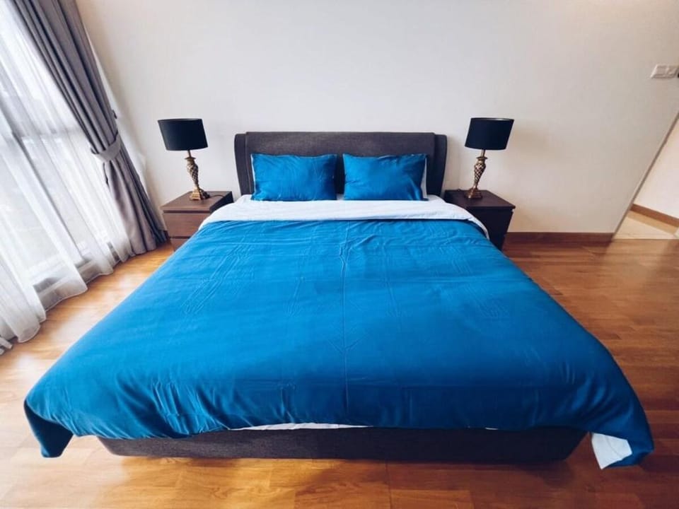 [PROMO]Connected train 2 Bedrooms - Above Mall(25) Apartment in Petaling Jaya