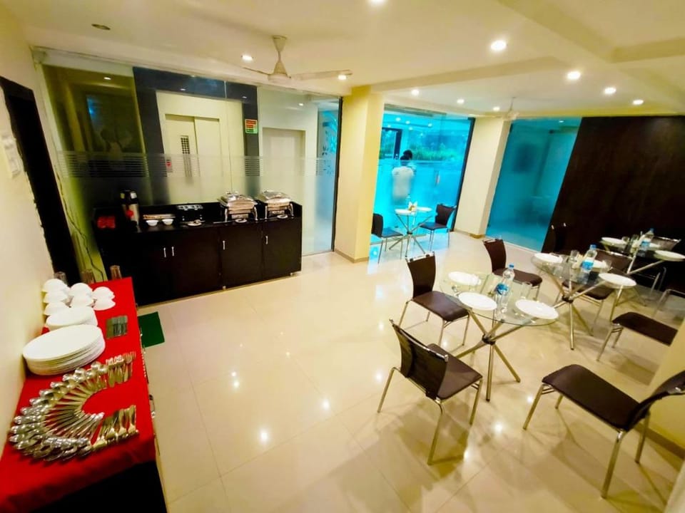 SAI SRUSHTI by NEEM SQUARE Hotel in Maharashtra