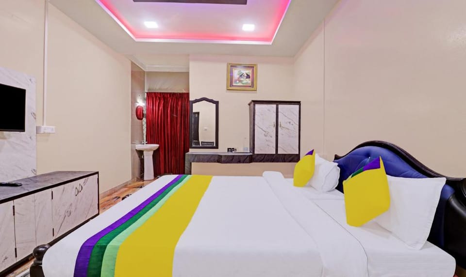 Itsy Hotels Hill Town, 500 Mtrs From Madikeri Fort Hotel in Madikeri