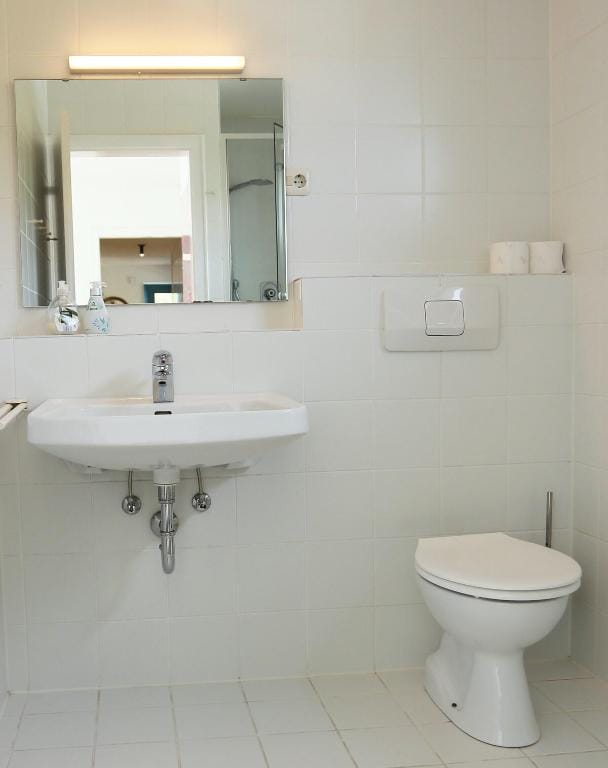 Relaxing 140m2 Holiday Home South of Munich - 25 Min to Center - Fully Equipped Apartment in Bavaria