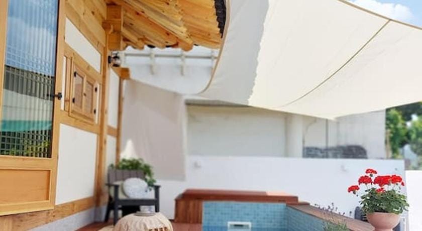 Hanok Stay Sohwa Vacation rental in South Korea