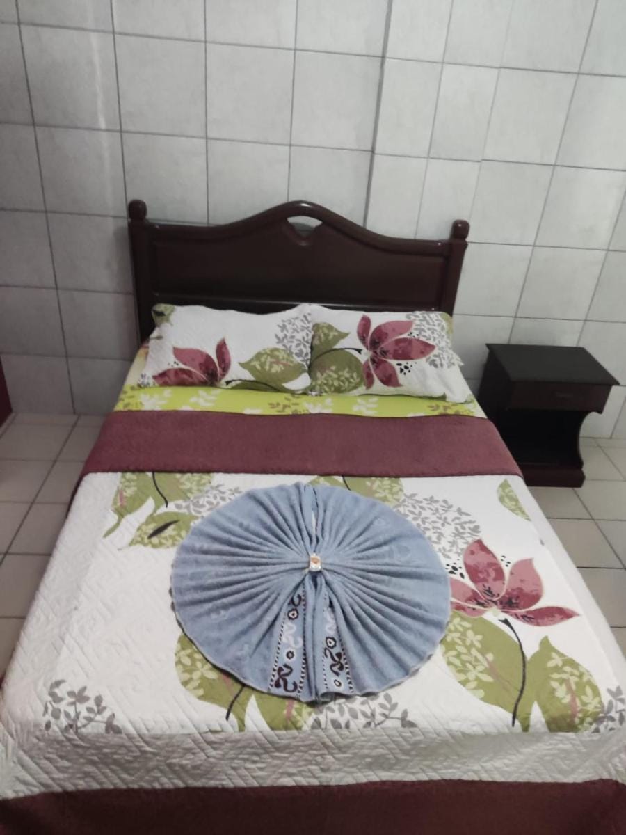 RESIDENCIAL FRANCIA Hostel in Santa Cruz de la Sierra