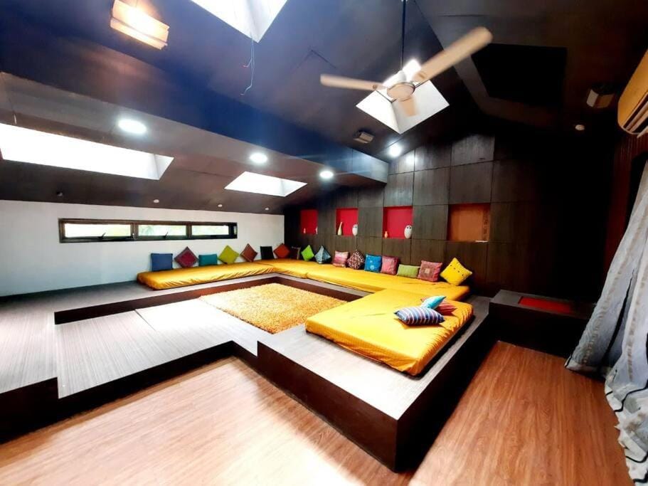Flynn Stone Villa in Lonavla