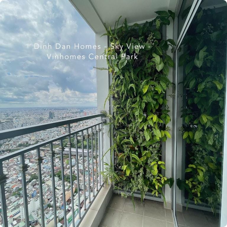 Dinh Dan Homes - sky view - vinhomes central park Apartment in Ho Chi Minh City