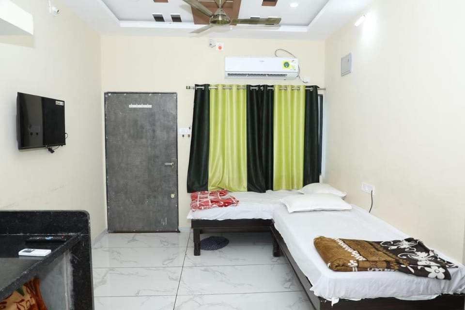 ARADHYA PRIME HOME STAY Vacation rental in Gujarat