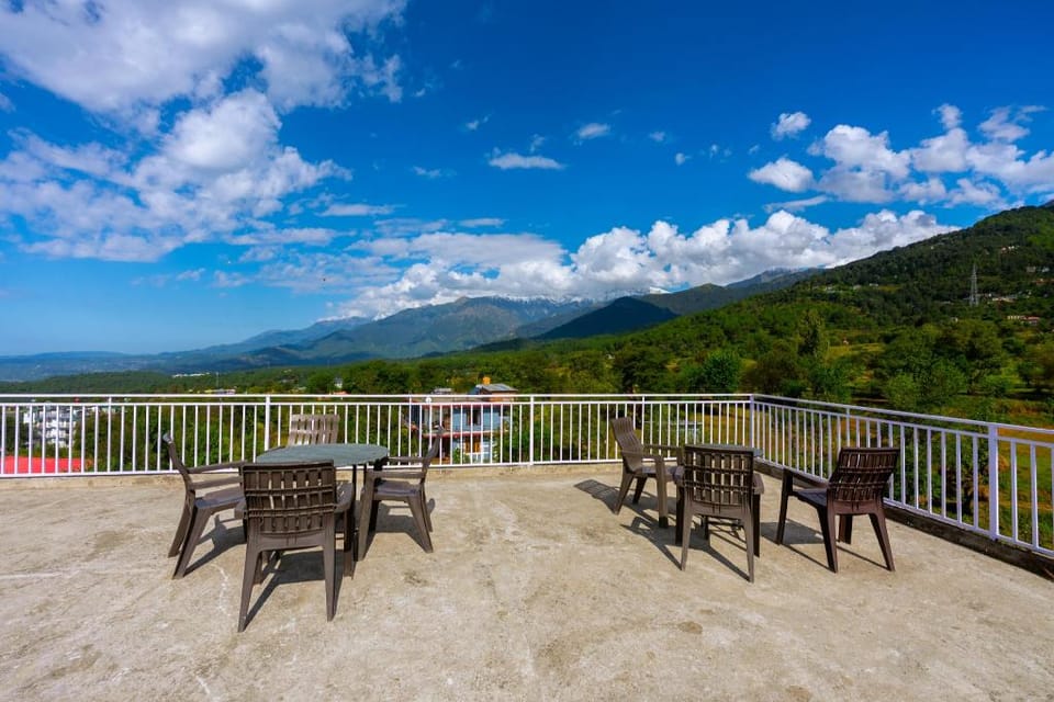 TLO - The Life Outdoor, Bir Hostel in Punjab, India