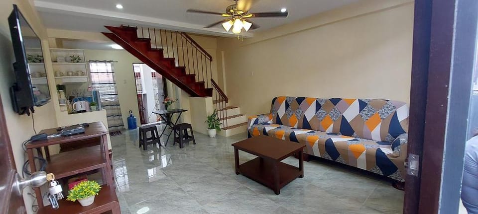 Fully Furnished House with 3BR for Family  Groups Vacation rental in Lapu-Lapu City