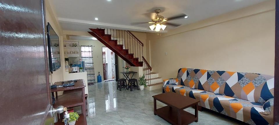 Fully Furnished House with 3BR for Family  Groups Vacation rental in Lapu-Lapu City
